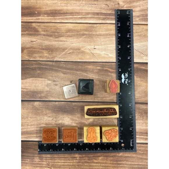 SET OF 7 HOLIDAY THEMED WOOD MOUNTED RUBBER STAMPS PEACE SANTA HAT SNOWFLAKE - Picture 6 of 6